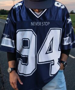 Manfinity EMRG Men's Solid Color Contrast V-Neck Short Sleeve Numeric Print Casual Basketball Jersey Style T-Shirt