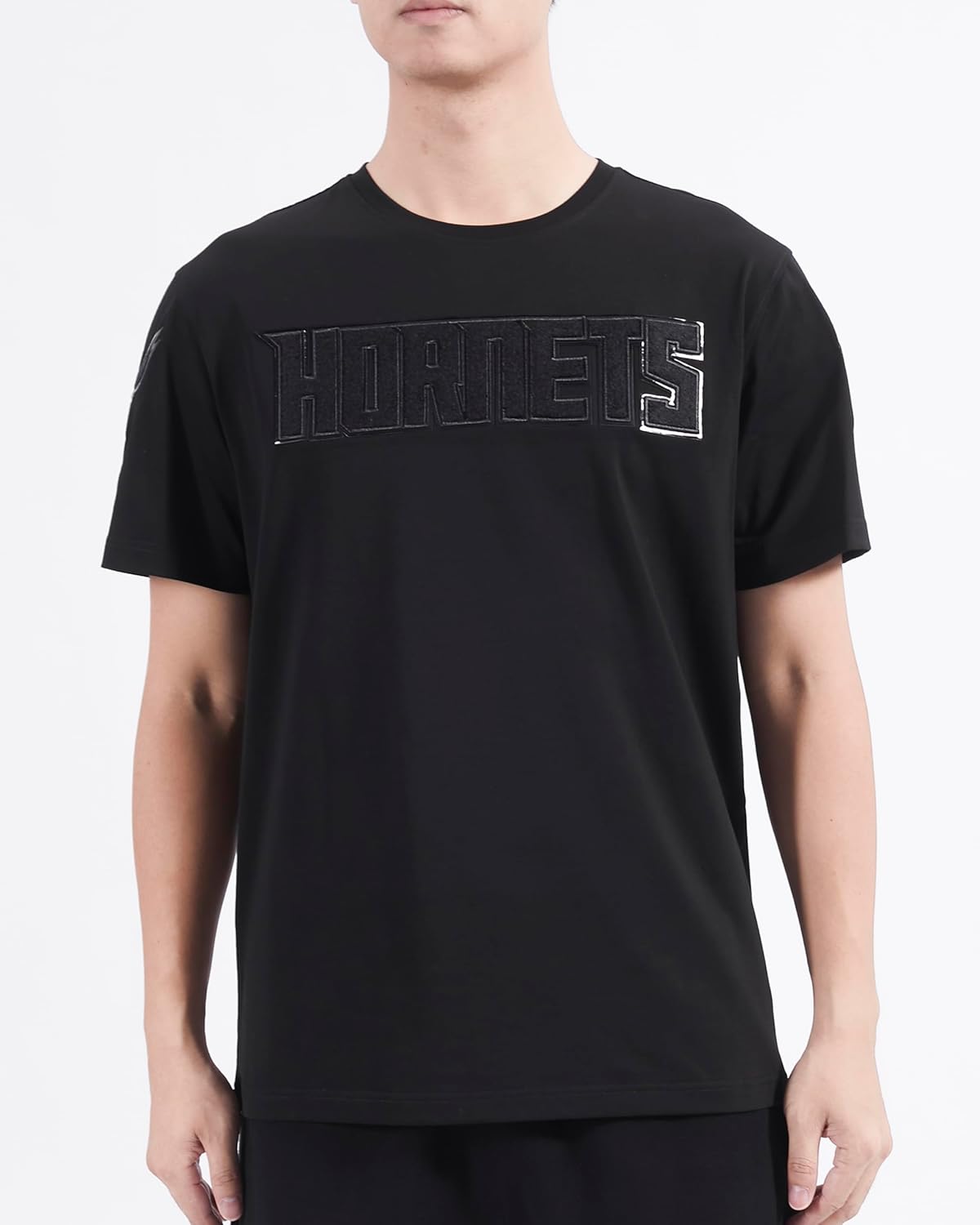 Mens NBA Classic Triple Black Cotton Short Sleeve Tee - Image 13