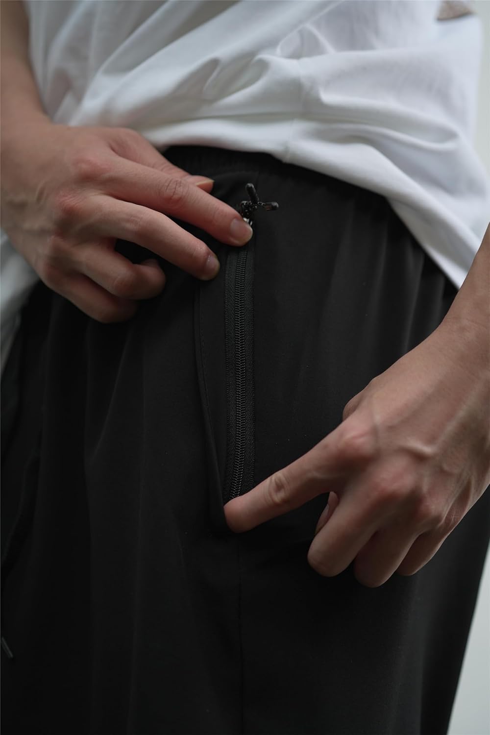 Men's Gym Shorts with Zippered Pockets,Quick Dry Running Athletic Shorts,Lightweight Sports Basketball Shorts - Image 5