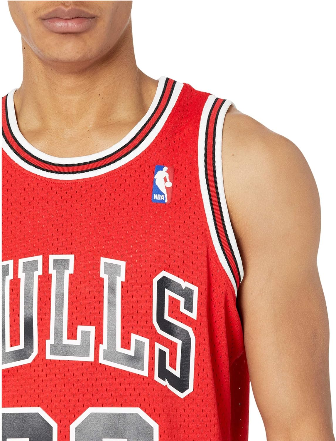 Mitchell & Ness NBA Chicago Bulls Scottie Pippen 1997 Swingman Jersey - Image 3