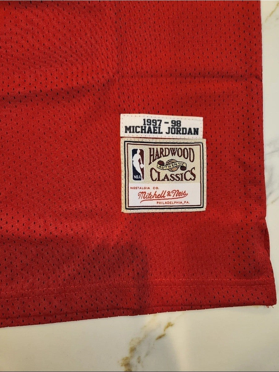 Mitchell & Ness Michael Jordan #23 Bulls 1997-98 NBA FINALS Jersey Men's LG - Image 6
