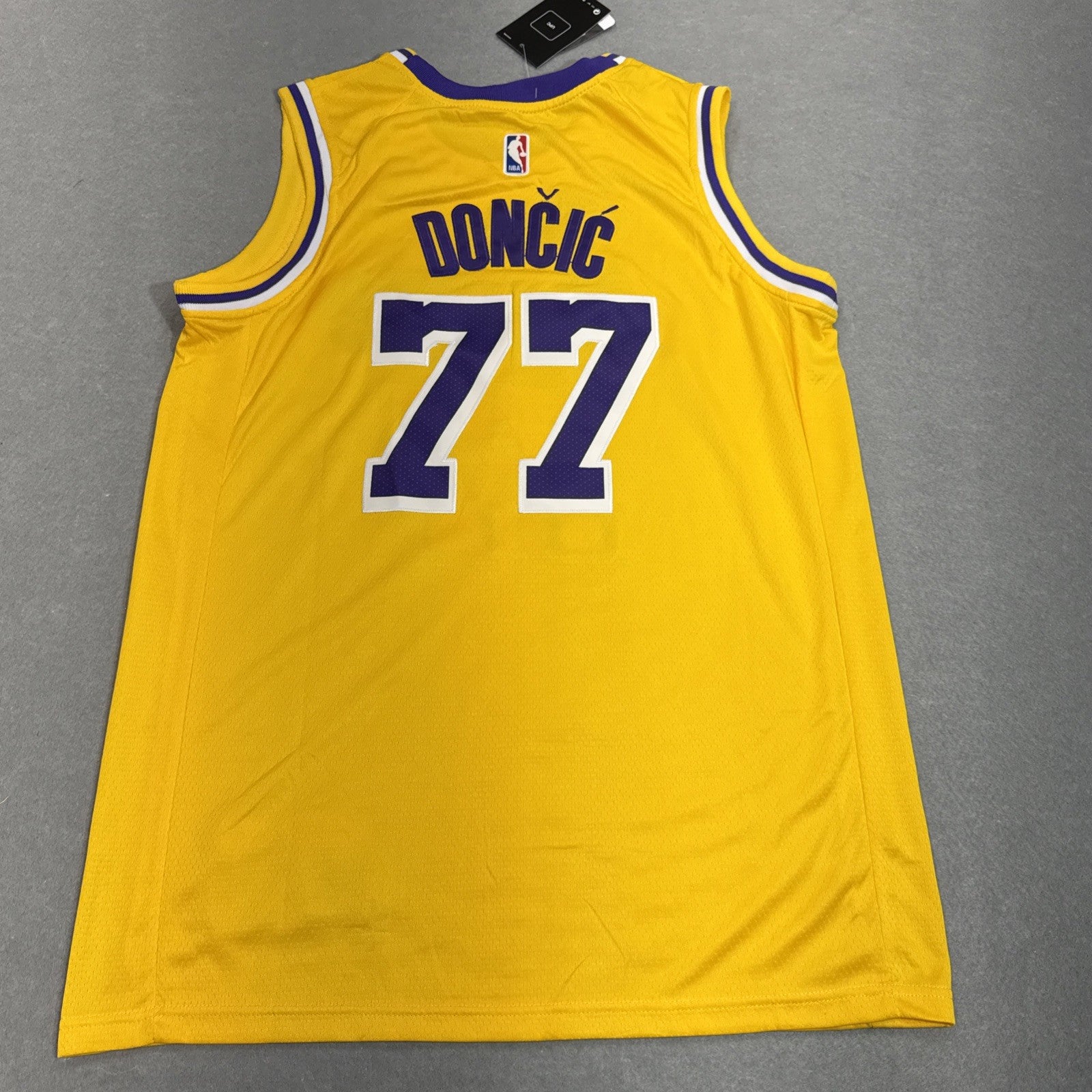 Los Angeles Lakers Jersey Mens Large NBA Basketball Luka Doncic Swingman Nike L - Image 5