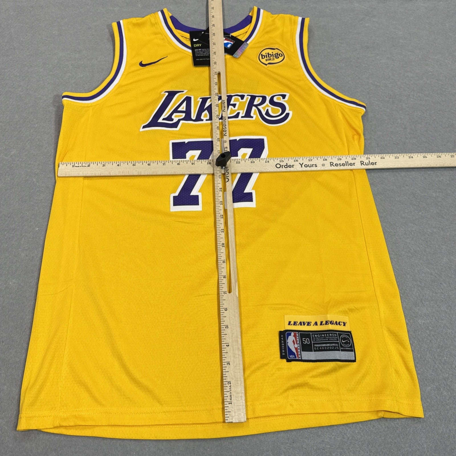 Los Angeles Lakers Jersey Mens Large NBA Basketball Luka Doncic Swingman Nike L - Image 3