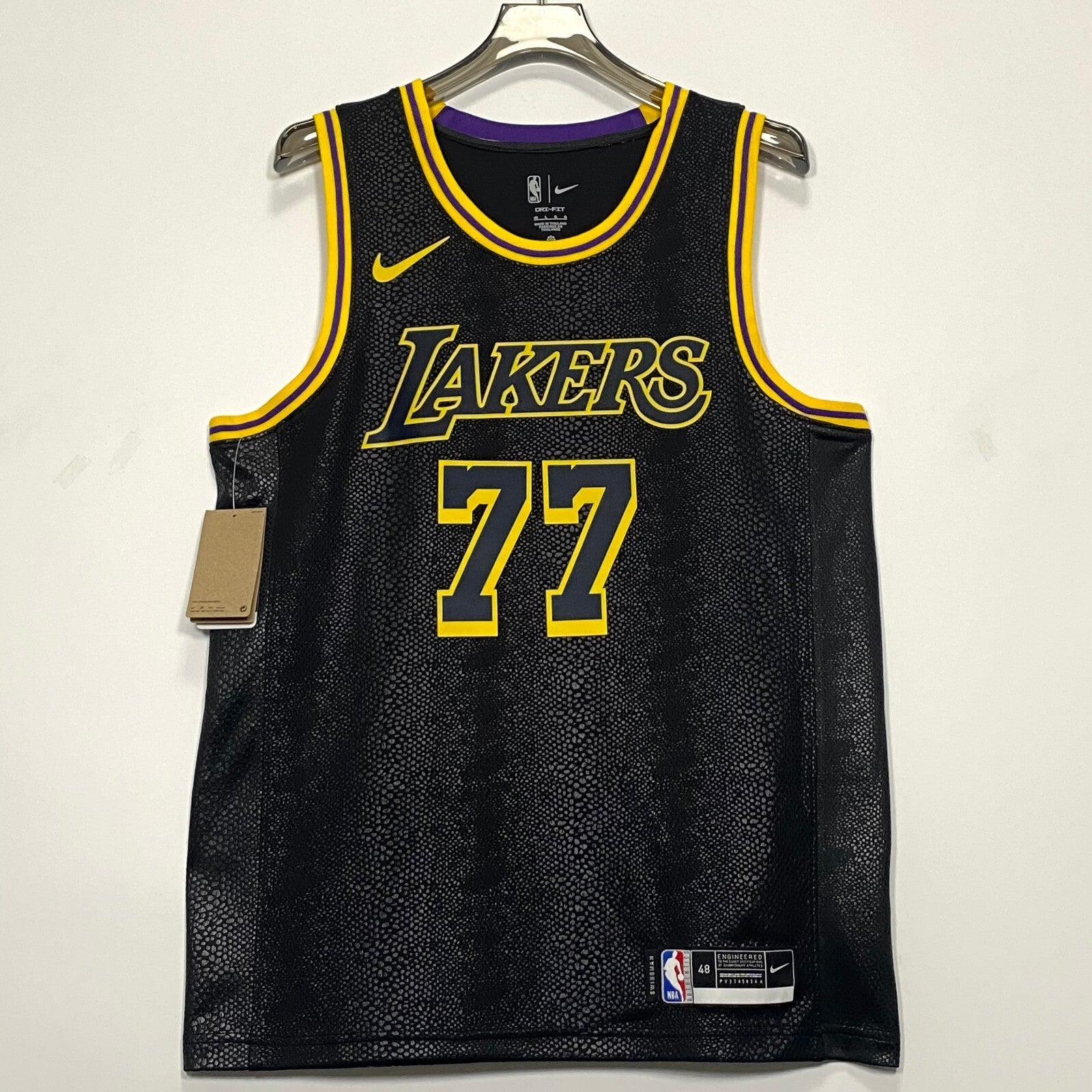 Luka Doncic #77 Basketball Jersey Black Fan Jersey Heat Pressed Brand New S-2XL